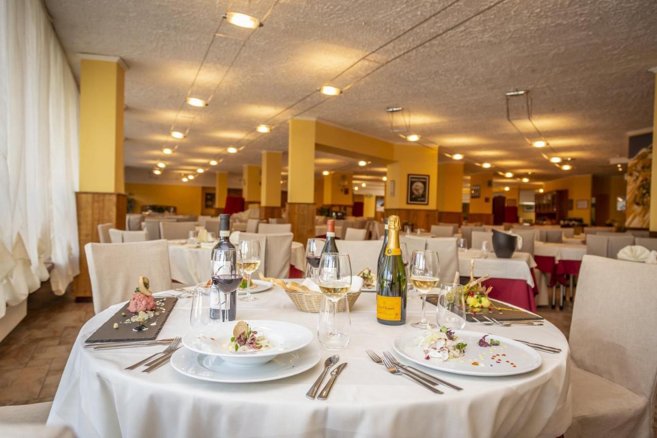 Hotel Relais Des Alpes Sauze D'Oulx Exterior foto